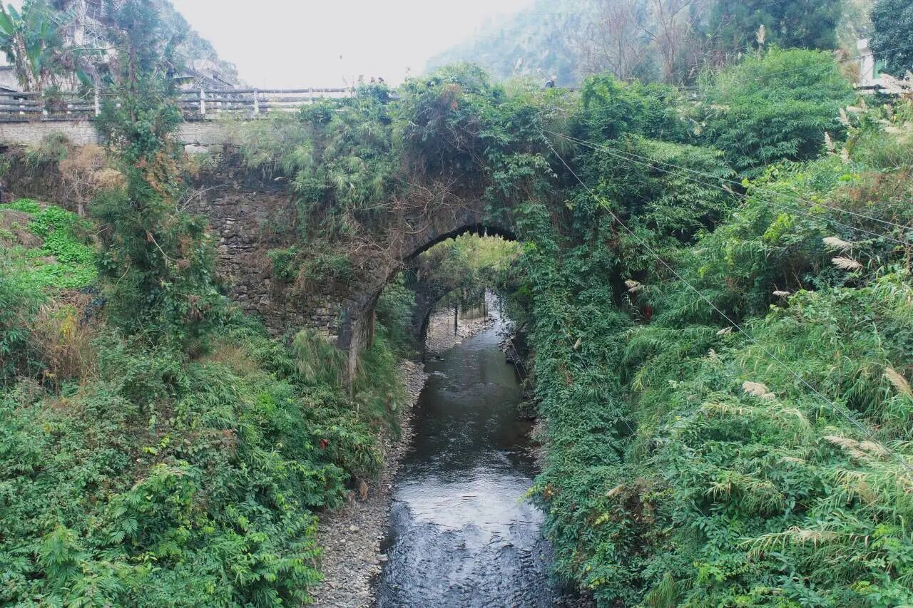 3 仙人桥侧面.jpg